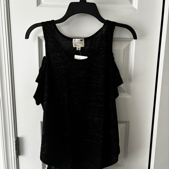 La Hearts Black Ruffled Sleeveless Tank Top - Picture 1 of 5